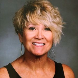 Meet your Posher, Eileen